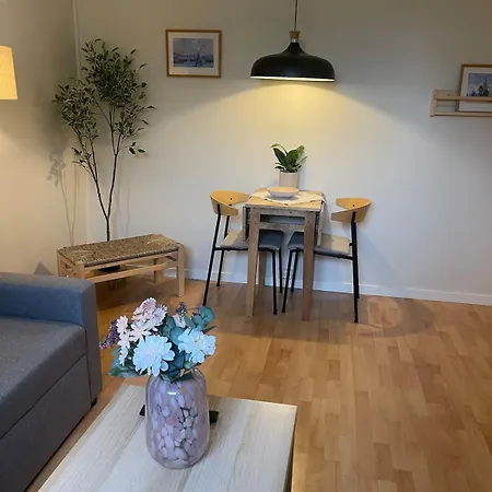 Leilighet Cozy Near Downtown With Parking Tromsø