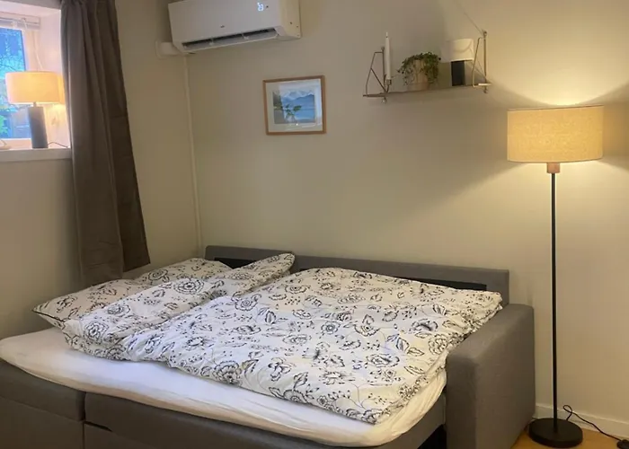 Cozy Near Downtown With Parking * Tromsø