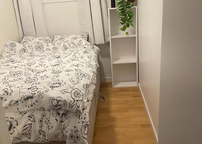Cozy Near Downtown With Parking Apartamento